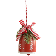 Weihnachtswindspiel-Ornament mit schmiedeeiserner Glocke und Schleife zum Aufhängen an Baumwänden während der Festtagszeit