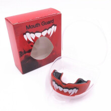 Boxing Teeth Protector Sports Mouth Guard Dental Shield Adult Child Mouthguard for Boxing, MMA, Martial Arts, Judo and All Contact Sports 57*47*18mm