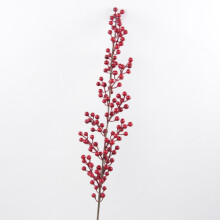 Branches de baies rouges élégantes, tiges de baies rouges artificielles pour la décoration de lieux incontournables dans les hôtels, les