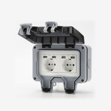 Wasserdichte Steckdose mit Netzschalter, Klappschutz und 4 USB-Anschlüssen Gray