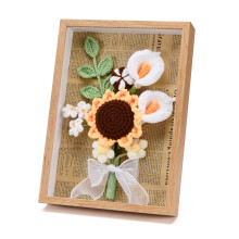 Crochet Gift Set with Picture Frame, Yarn Bouquet Decorations for Home and Events, Handmade Crochet Flowers with Detailed Instructions