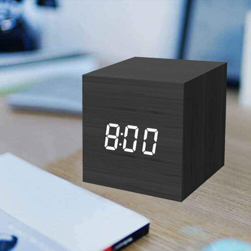Mångsidig väckarklocka i trä, röststyrd LED-digitalklocka 1