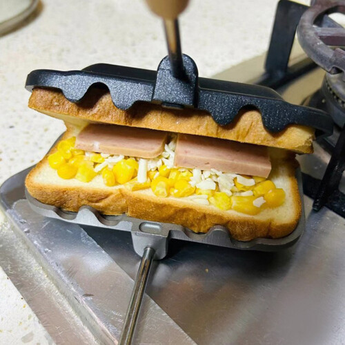 Double Sided Sandwich Maker Pan Non Stick Die Cast Aluminum Beech Wood Handle 2