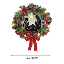 Beleuchtete Krippenszene als Weihnachtsschmuck, beleuchteter Krippen-Weihnachtskranz mit LED-Lichtern, hängender Weihnachtskranz mit roten Beeren