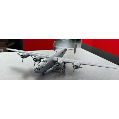 Airfix Airfix A09010 Consolidated B-24H Liberator 1:72 Model Kit 2