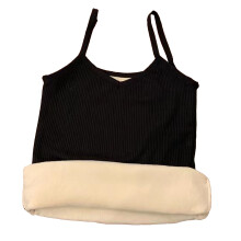 Top cropped feminino, regata cropped sem mangas com alças finas, tecido canelado macio e respirável.