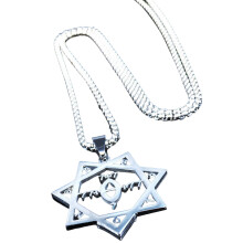 Collier moderne en acier inoxydable avec chaîne réglable,