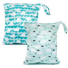 Eco-friendly Reusable Wet Bag, Easy to Clean Cloth Diaper Storage Solution with Fashionable Zippered Pockets for Multi-Scenario Use at Travel Beach