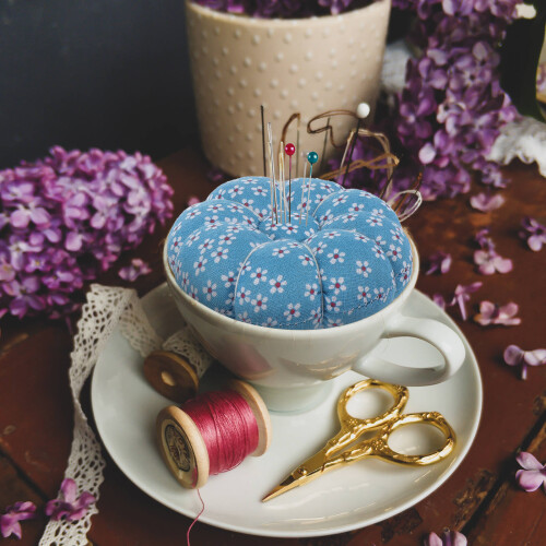 2pcs Embroidery Pin Cushion Retro Pumpkin Needle Holder 2