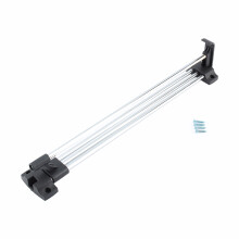 Barre de penderie robuste et résistante, tringle réglable avec système de suspension rétractable pour un rangement optimal.