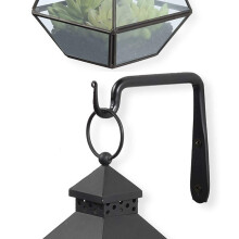 Set aus 2 Metallwandhaken zum Aufhängen von Blumentöpfen für Laternen und Futterspender, die zuverlässige Außenaufhängung bieten