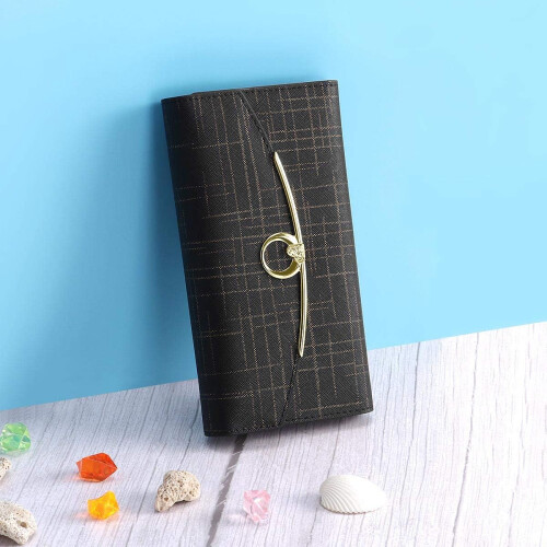 Luxurious Women's Wallet, Genuine Leather with RFID Blocking, Spacious Space for Private Items 2