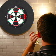 Einfach zu installierender Dartscheibenschutz, strapazierfähiger EVA-Schaumstoff-Umrandungsring mit widerstandsfähigem Material zum Schutz der
