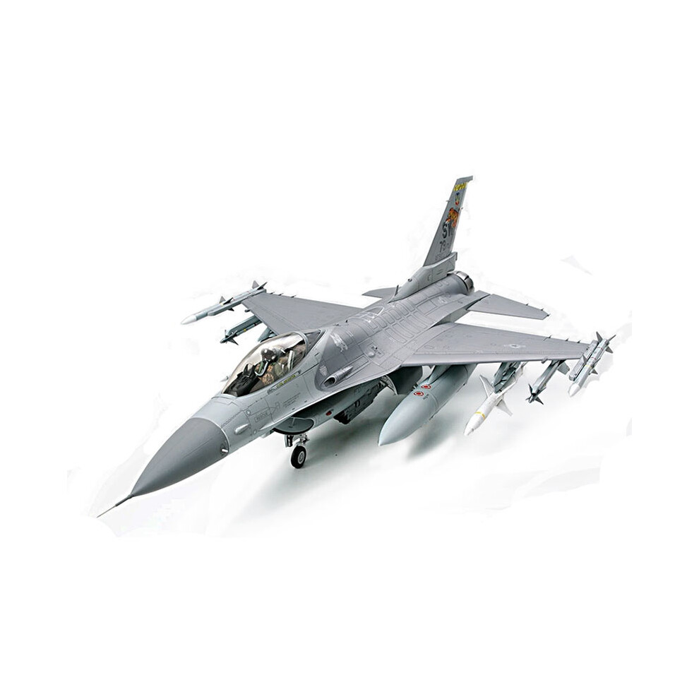 Lockheed F-16CJ Fighting Falcon - 1/32 Aircraft Model Kit - Tamiya 60315
