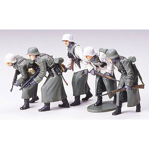 Tamiya Tamiya 35256 German Infantry WW2 Winter Model Kit Scale 1:35
