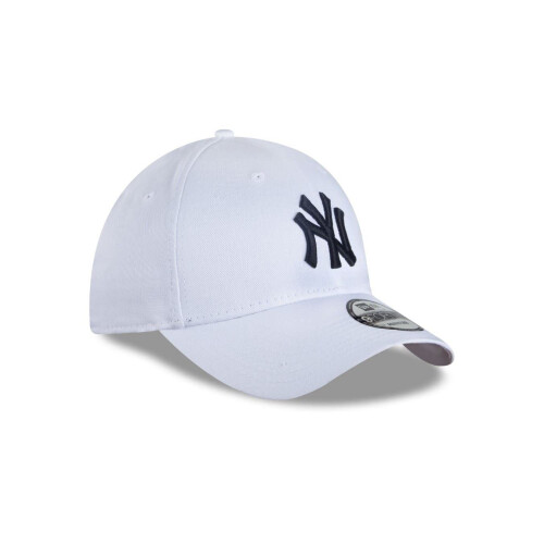 New Era New Era Mens MLB Basic NY Yankees 9Forty Adjustable Baseball Cap White One 2