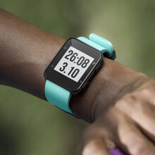 Cosaint Scáileáin Faire Ultra-soiléir do Garmin Forerunner35, Scannán Gloine Tempered Cruas 9H a Chinntíonn Uasmhéid Cosanta agus Marthanachta,