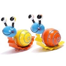Metal Garden Decor Cute Snail Yard Art Outdoor Lawn Patio Ornament Fence Decorations for Outside