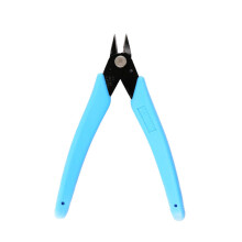 Herramienta de manicura de alta precisión, diseño duradero y agarre cómodo, fabricada en acero inoxidable y fácil de limpiar para obtener