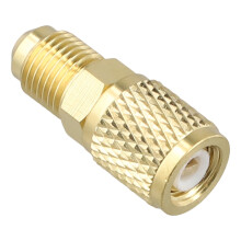 Männlicher Adapter Gold Male 5/16 x F1/4 SAE ergonomische Bauweise für Klimaanlagen-Adapter