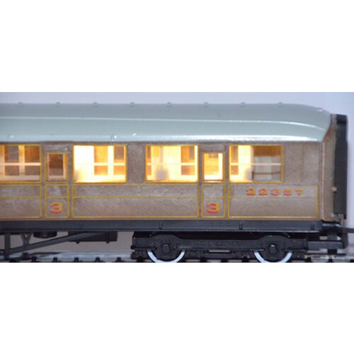 Train Tech Automatic Coach Lighting - Warm White/Standard N Gauge TTCN2