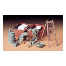 Tamiya 1/35 German Engine Maintenance Crew 35180