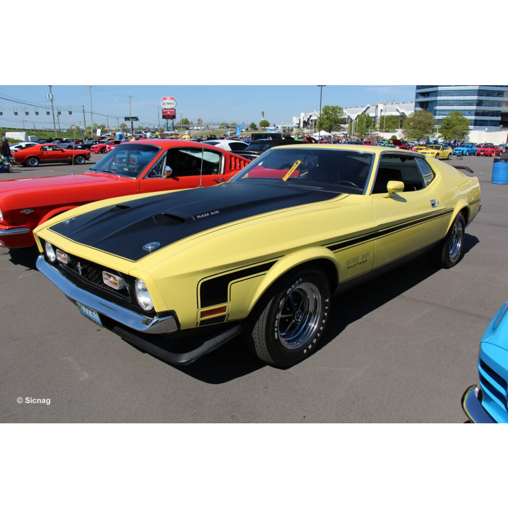 Revell 1971 Mustang Boss 351 Model Set (1:25 Scale) Grey