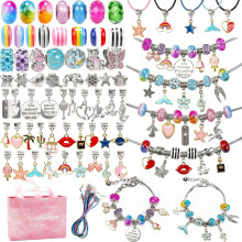 Kit per creare braccialetti con ciondoli per bambini, regalo di compleanno per ragazze con braccialetto regolabile, multicolore 130 pezzi, forniture