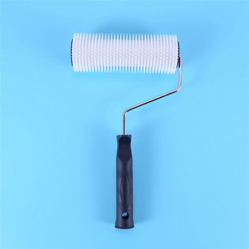 3X 7 Inch Plastic Handle Spiked Roller 1