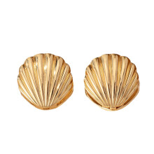 Kleine Muschelförmige Ohrstecker, modischer