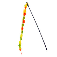 Langleweriger Orange Katzen Reizstick - Kratzfest mit Plüsch & Glöckchen