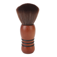 Spazzola per la pulizia del collo Soft Touch Barber con fibre naturali e manico in legno, forma curva unica per una rimozione efficace dei peli,