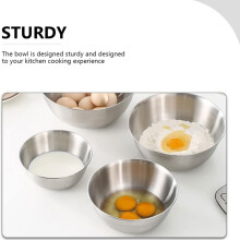 Saladekommenset van roestvrij staal, mengkommen van hoogwaardig materiaal, veelzijdig te gebruiken voor koken, bakken en voorbereiden, diep en breed.