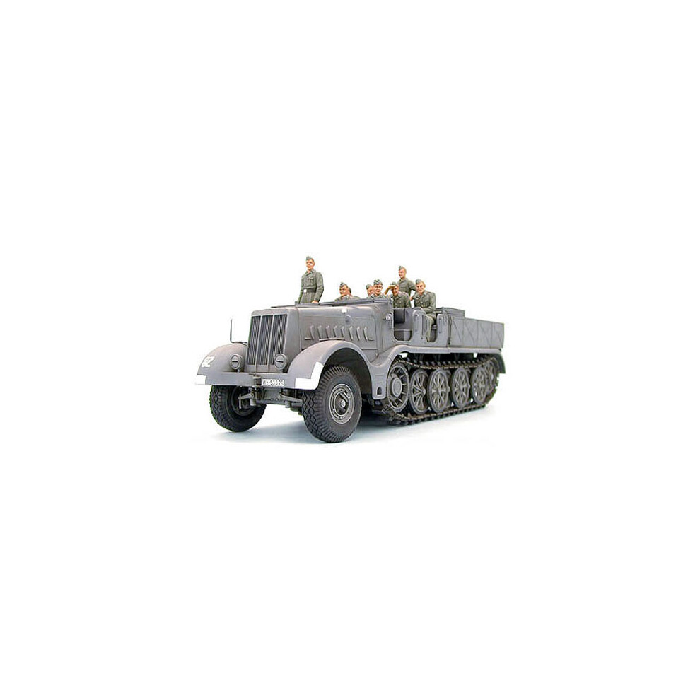 Tamiya 35239 WWII Special Automotive 9 Famo Half Chain, 18 Ton (8) Model Kit Scale 1:35