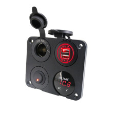 Multifunctioneel autopaneel, premium kwaliteit met vlamvertragend materiaal, dubbele USB-oplaadpoort voor probleemloos opladen, ingebouwde voltmeter.