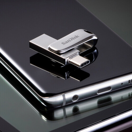 Μονάδα flash USB υψηλής απόδοσης με αναστρέψιμη υποδοχή USB Type-C και παραδοσιακή 1