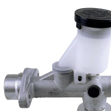 Clutch Master Cylinder for  Patrol GU Y61 TD42 TB45 TB48 ZD30 RD28 1997-19