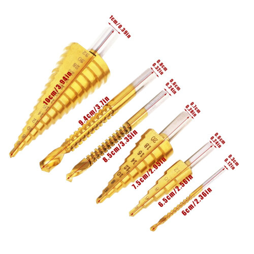Brocas escalonadas HSS versáteis, de 6 mm/0,24 polegadas a 32 mm/1,26 polegadas, com design de canal duplo para aderência em três lados. 1