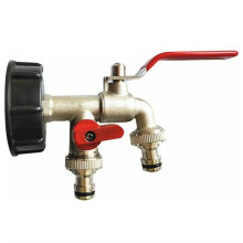 Tankslangeforbindelse, aftagelig IBC-tankadapter med holdbart materiale for kompatibilitet. Standardslange, Snap-on slangefitting, langvarig brug.