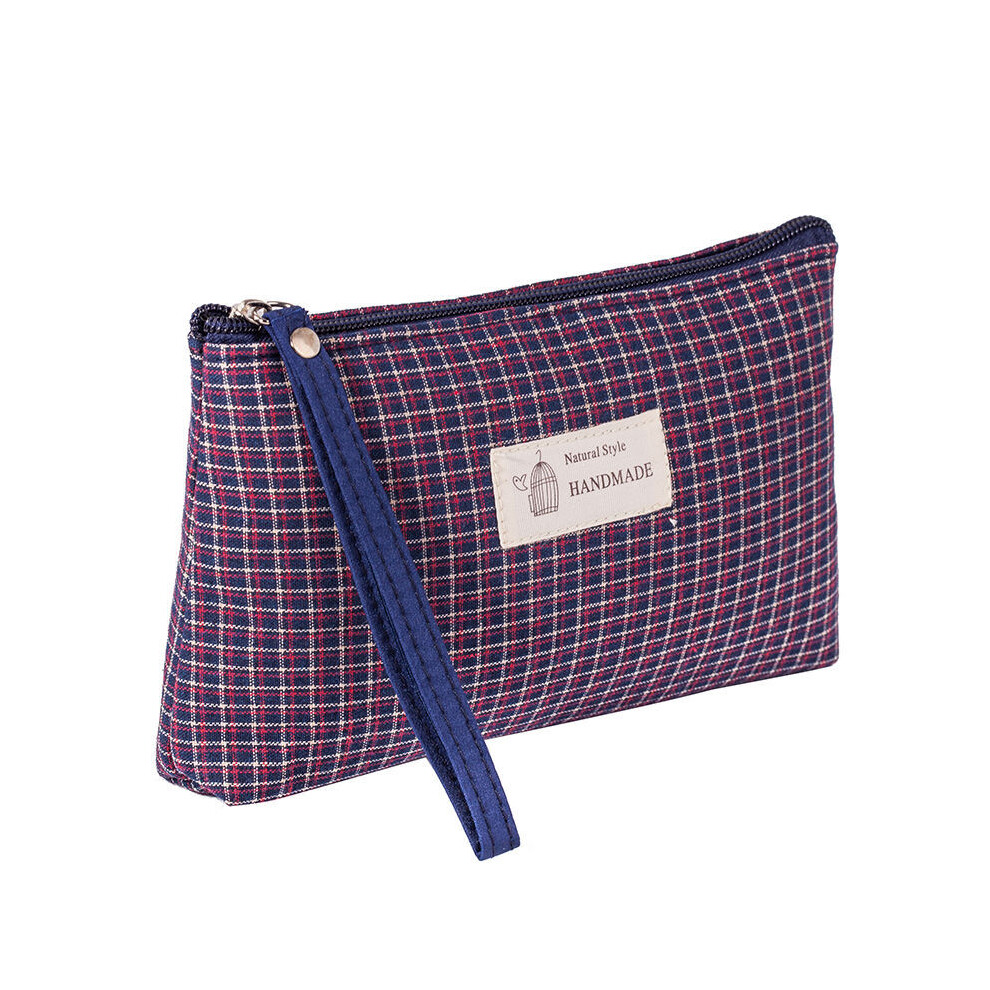 Durable Material Ensures Longevity Portable Cosmetic Bag, Smooth Zippers with Sealing Design Multi-Function Use for Cosmetics, Toiletries, and Electro