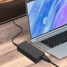 Laptoplader 19V2.37A adapter, strømforsyning for din pålitelige dataopplevelse, med kortslutningsbeskyttelse og overbelastningsbeskyttelse, ideell