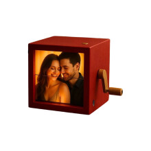 3D-gedruckte Fotobox mit LED-Einbau in leichter-Rot