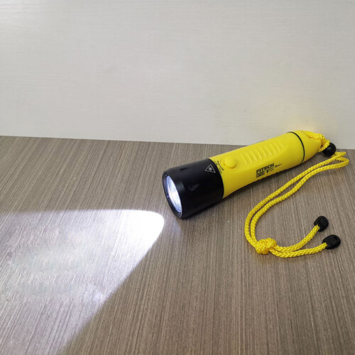 Diving Lights Professional Underwater Flashlight-Yellow 2