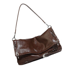 Sac à main contemporain noir sous les bras pour les-brun
