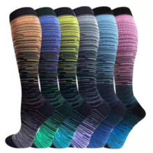 Chaussettes de compression pour la course, soutien progressif pour hommes et femmes, idéales pour le sport et le quotidien, absorbantes et