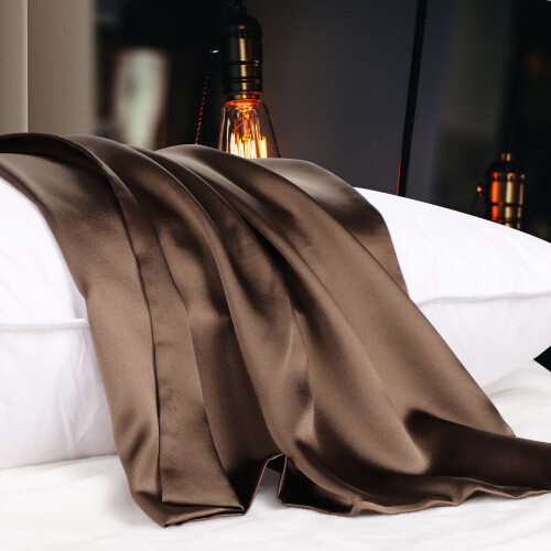 Smooth Fabric Satin Pillowcase, Skin Retaining Moisture And Easy Care Solution For Unmatched Comfort (2 Pack) 2