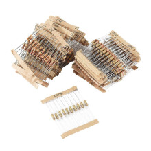 Assortiment van 500 stuks koolstoffilmweerstanden, 50 verschillende waarden: 1/2W, 0,5W en 5%.