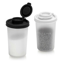 2 salt and pepper shakers compatible with camping, picnics, outdoor activities, kitchen, lunch boxes, travel spice dispensers