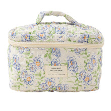 Gesteppte Kosmetiktasche,-blaue Blumen