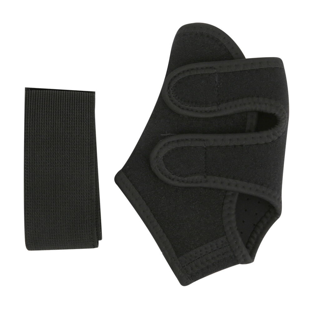 Adjustable Ankle Support, Breathable Compression Sleeve for Plantar Fasciitis, Ankle Brace with Stable Hook and Loop for Secure Fit During Various Spo